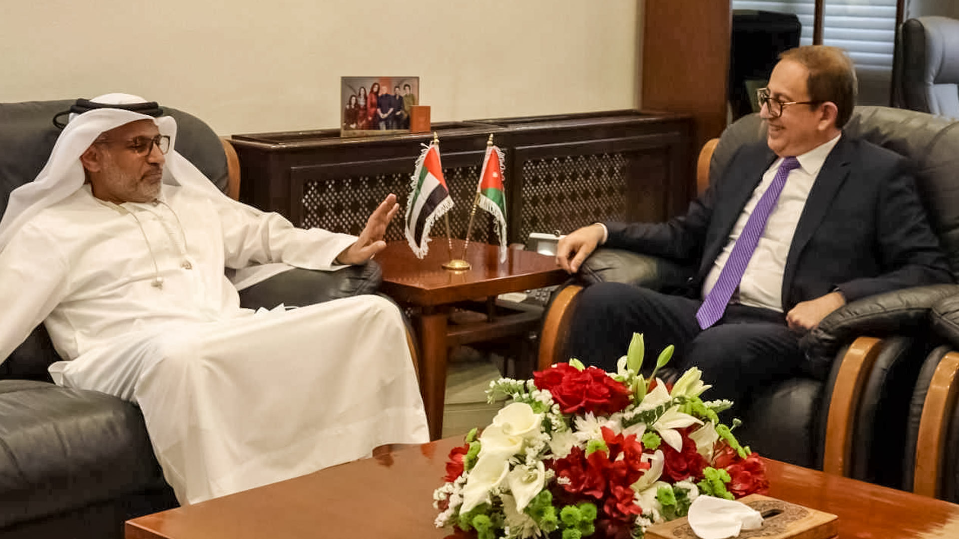 Jordan and the UAE discuss cooperation in the aviation sector