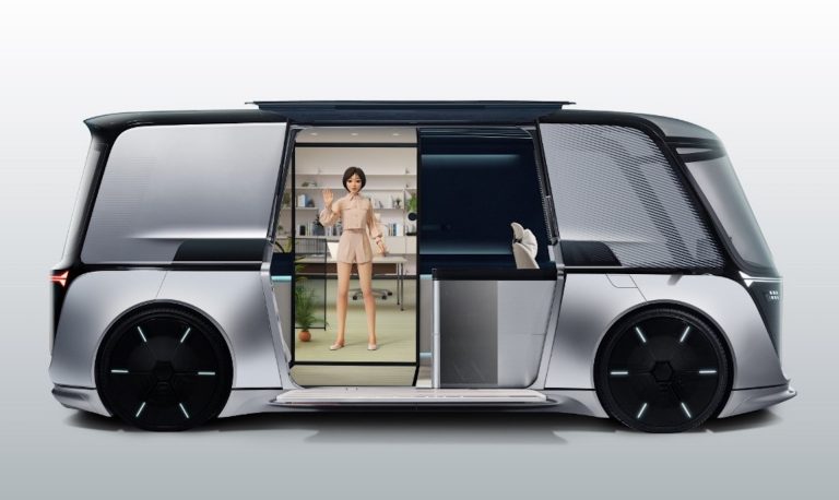 LG OMNIPOD concept car gives users their own private space on wheels