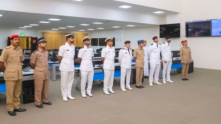 CTF-152 Commander visits Oman Maritime Security Centre
