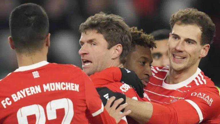 Bayern reclaim Bundesliga lead with 4-2 win over Wolfsburg